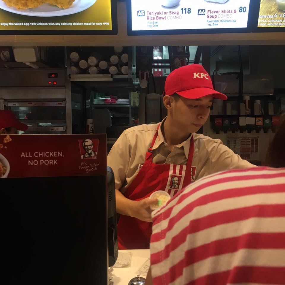 KimShin_Goblin_GongYoo_KFC_3