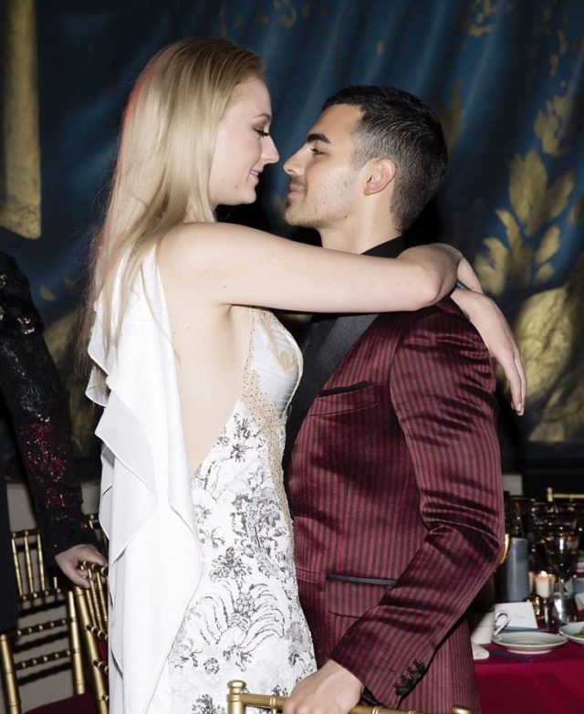 Sophie Turner and Joe Jonas Kiss in New York