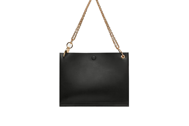 Chain Reaction: All About the Chain Strap Bag - PurseBop