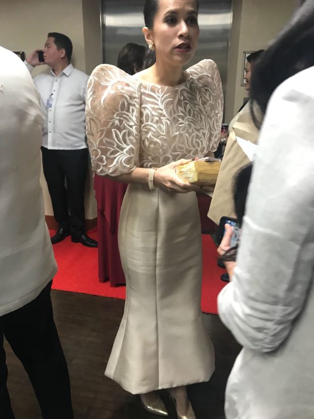 Look: Jinkee Pacquiao's Classy Designer Seoul Ootds