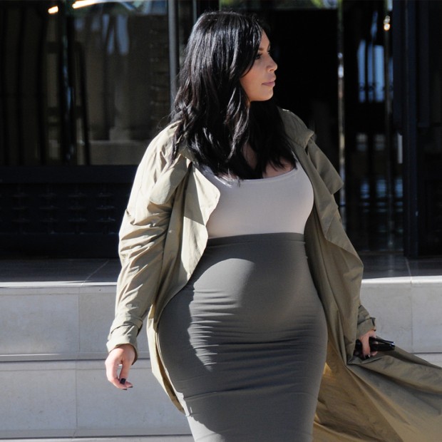 Kim Kardashian Pregnancy Preen