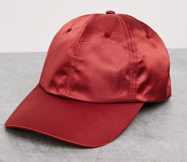 bershka satin cap