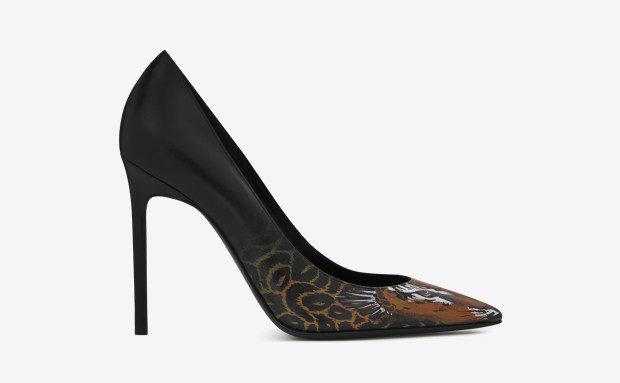 Anja 105 Pump in Black Leather with     a Printed Leopard Face