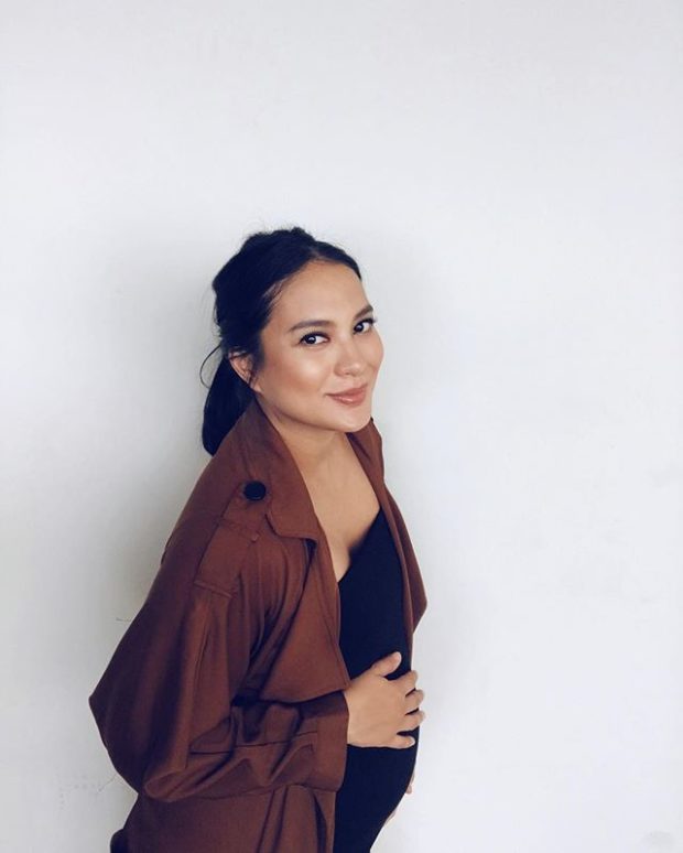 Isabelle Daza - Prgnancy