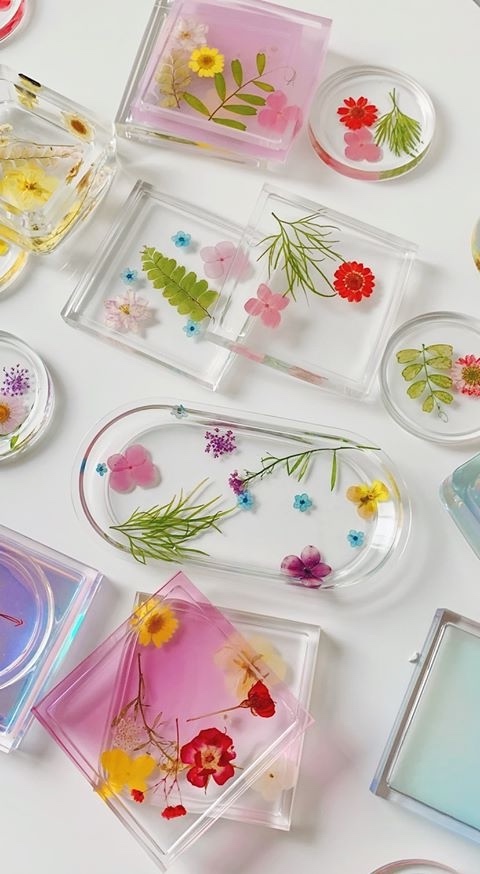 Three resin artists explain how to make resin art safely 
