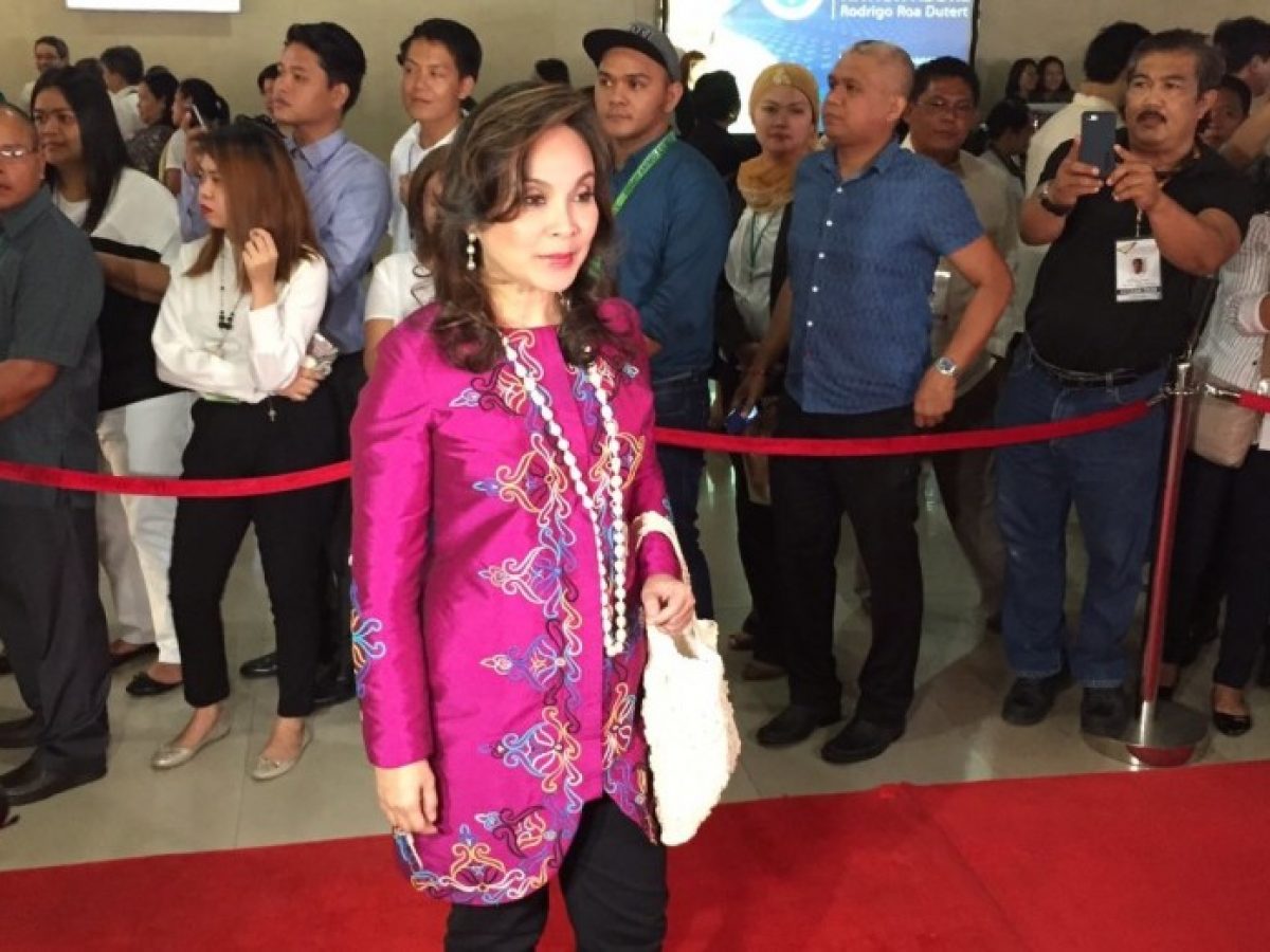 IN PHOTOS: SONA 2016 fashion