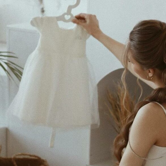 preenph buying baby clothes