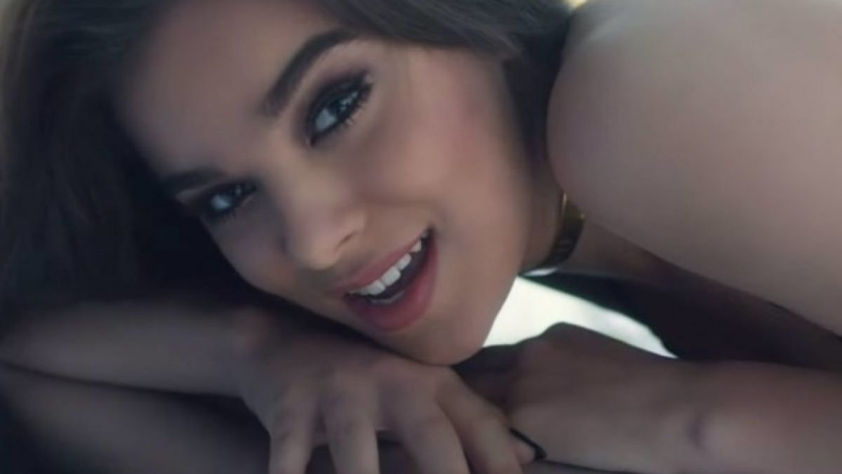 How is sex portrayed by love songs?