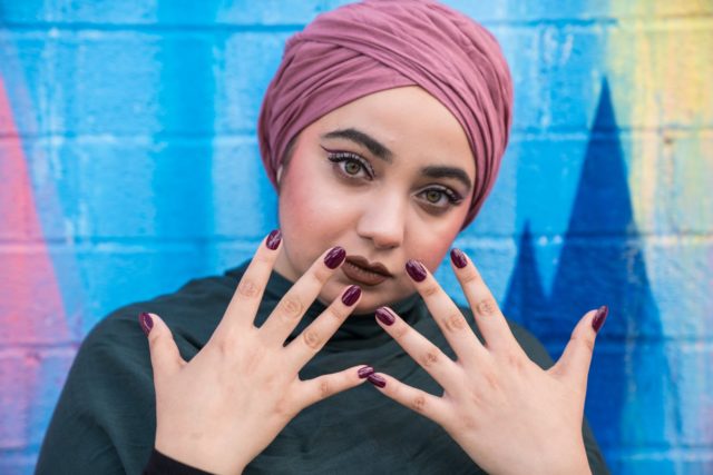 muslim girl nail polish