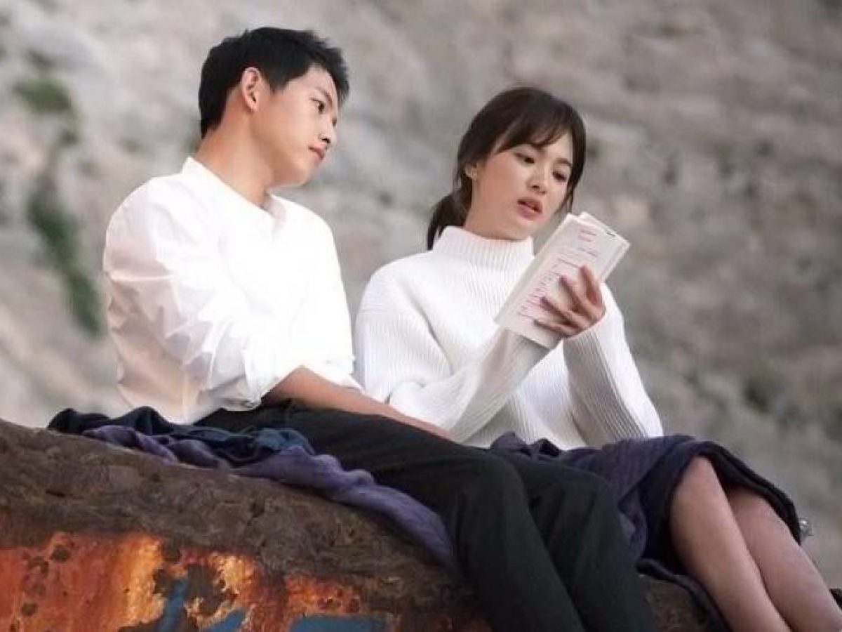 The Stars Of Descendants Of The Sun Song Joong Ki And Song Hye Kyo Are Getting Married Preen Ph